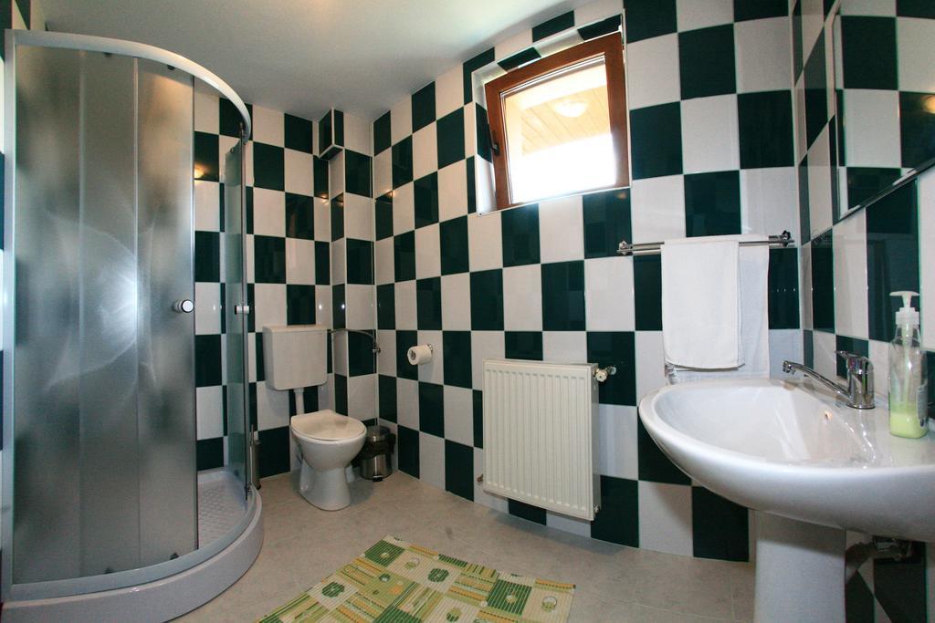 Heaven Hotel Sălişte Szoba fotó