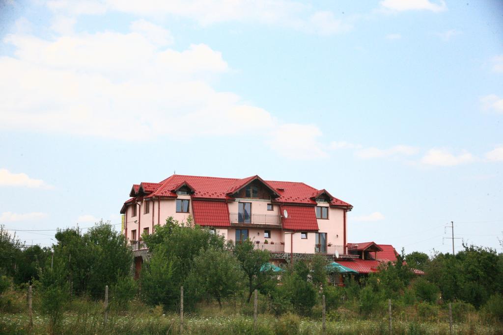 Heaven Hotel Sălişte Kültér fotó