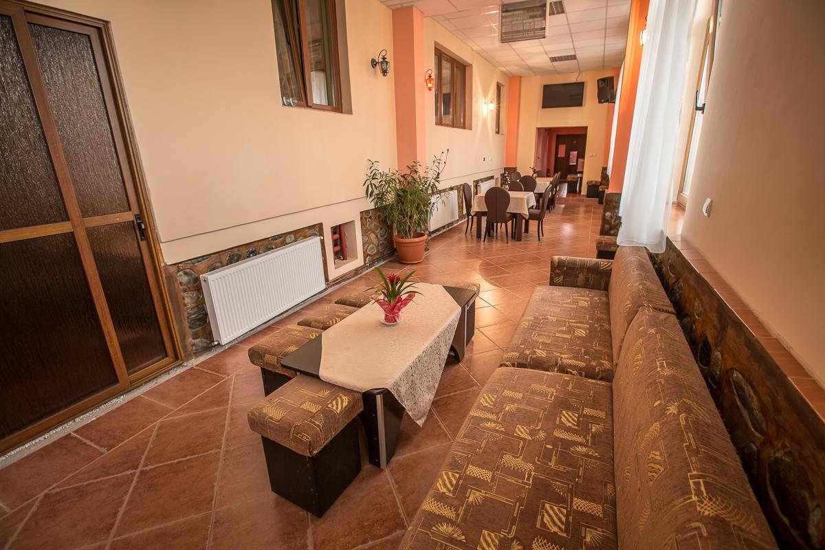 Heaven Hotel Sălişte Kültér fotó