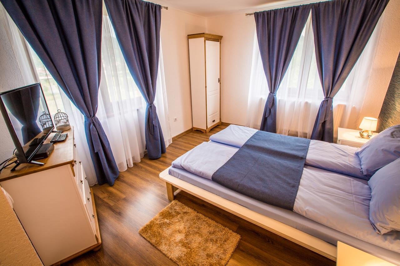 Heaven Hotel Sălişte Kültér fotó