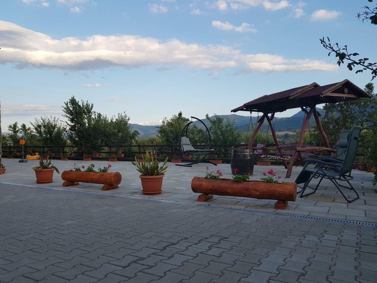 Heaven Hotel Sălişte Kültér fotó
